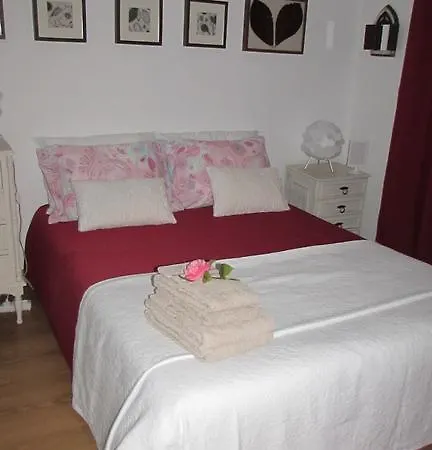Moradia No Seixal Konukevi 4*